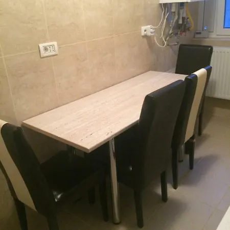 公寓 Apartament Smarald